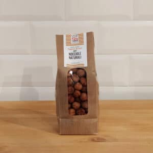 Nocciole sgusciate da agricoltura Bio